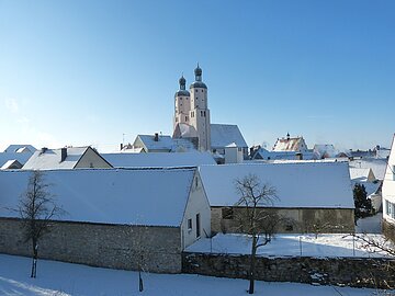 Stadtpfarrkirche Wemding im Winter