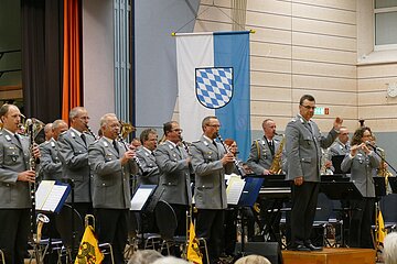 Benefizkonzert mit Gebirgsmusikkorps zugunsten der Ukraine