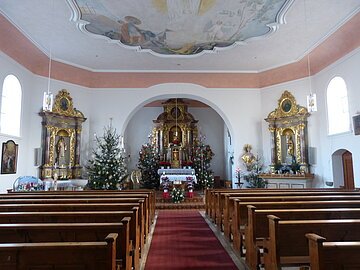 Katholische Filialkirche St. Alba von innen