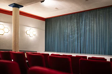 Das Wemdinger Lichtspiele - Kino beim Hotel Meerfräulein von innen.
