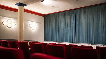 Das Wemdinger Lichtspiele - Kino beim Hotel Meerfräulein von innen.